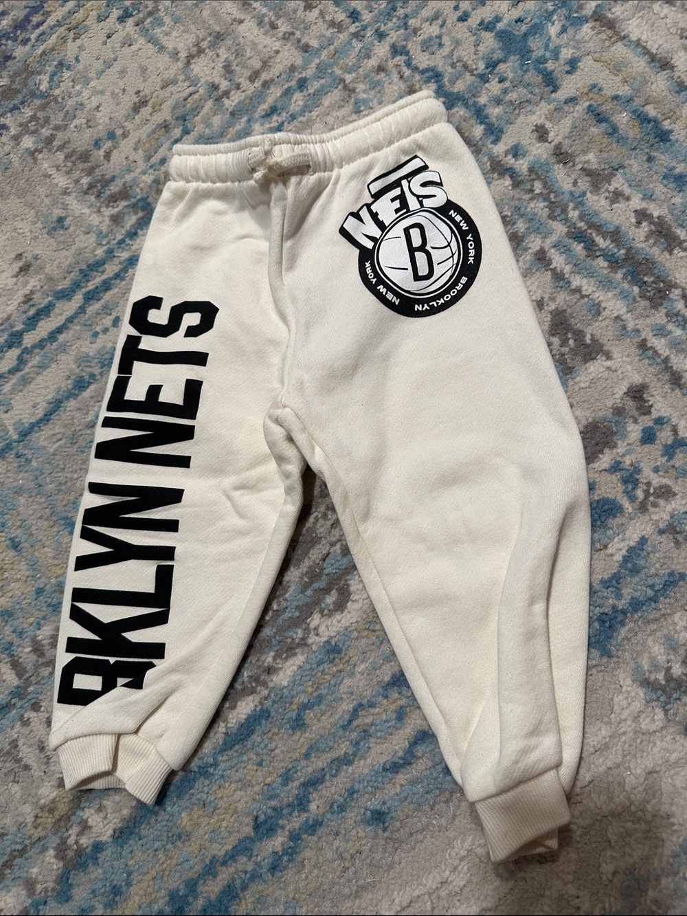 Zara White Kids Brooklyn by Nets Graphic Joggers